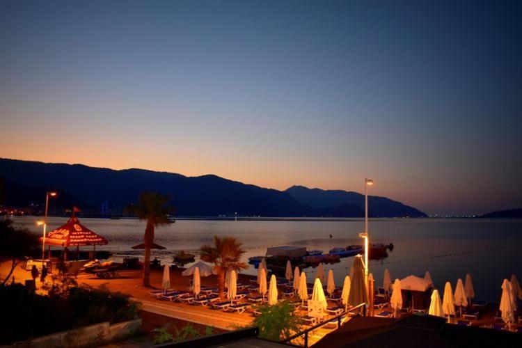La Beirut Beach Hotel มาร์มาริส ภายนอก รูปภาพ